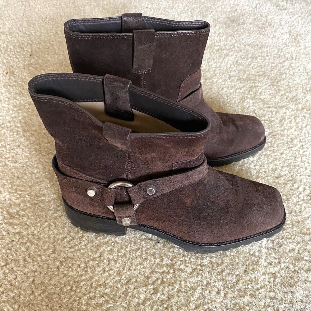 Cute Brown Michael Kors Boots!!